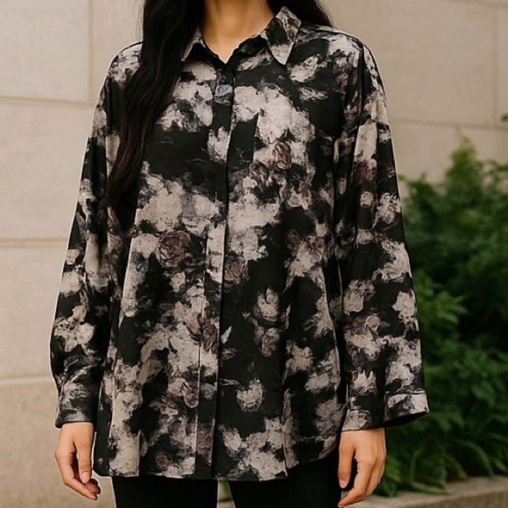 Simply Vera Vera Wang Floral Black and Cream Button Down Shirt